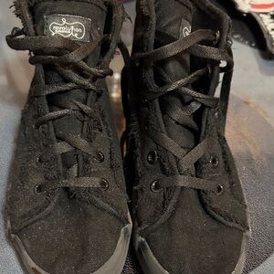 Revolution Black Lace-Up Sneakers